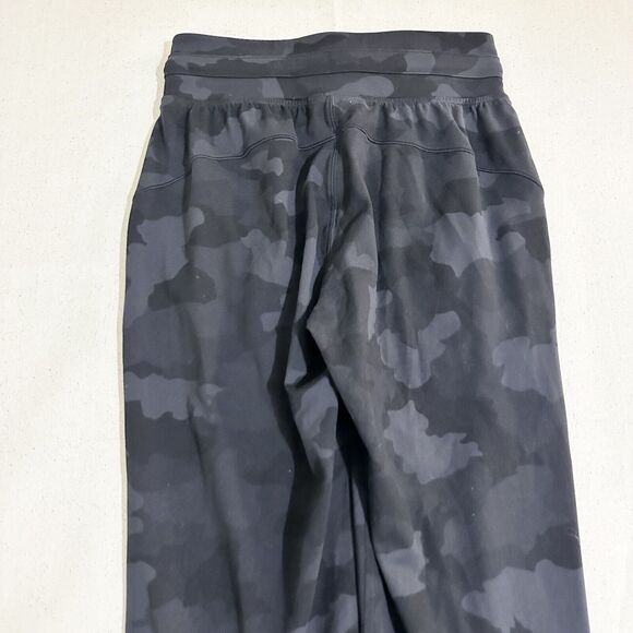Lululemon Ready to Rulu Jogger Crop Sz 2 Pants Heritage 365 Camo Deep Coal Multi - Picture 12 of 13
